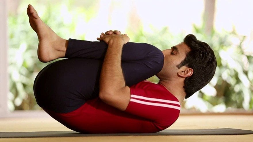16 marzo – Calmare il colon irritabile con la pratica dello yoga